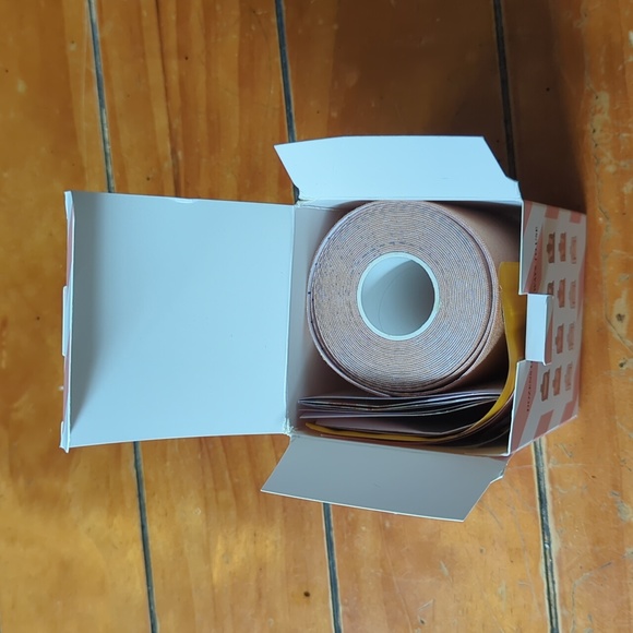 Body tape - Picture 3 of 3